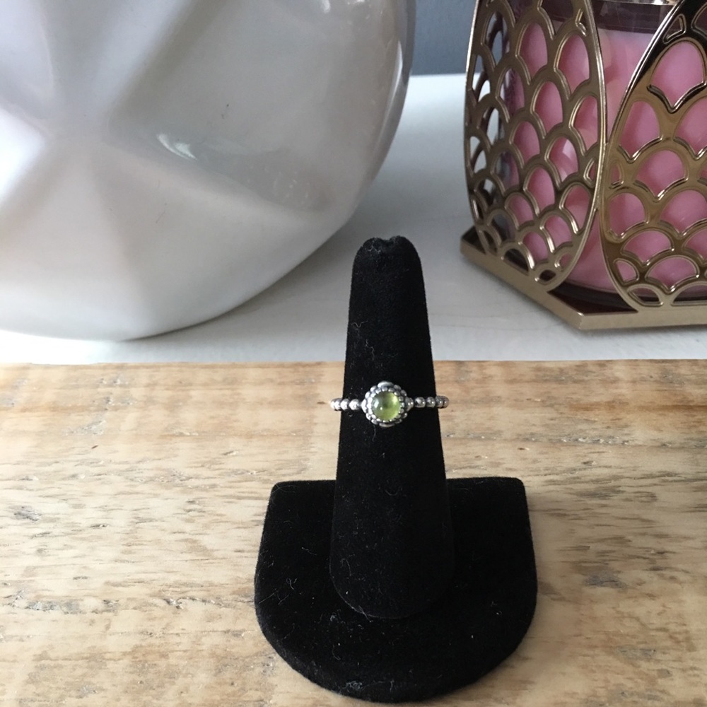 Pandora Peridot (August) Birthday Blooms Ring